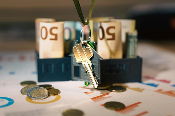 What are the emerging trends in UK business post-pandemic?